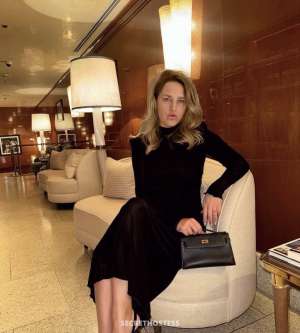 36 year old Escort in Jeddah Mistress Helene Nuar, dominatrix