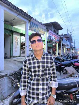21 year old Indian Escort in Bhopal Avi, Male escort