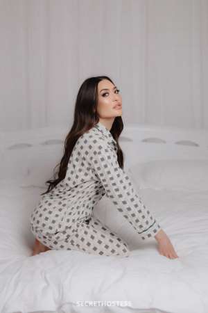 25 year old Escort in Brussels My instagram asemaj99, escort