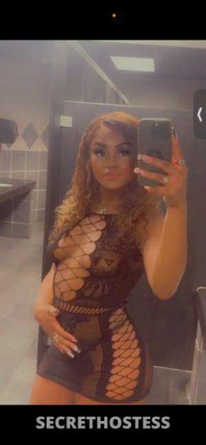 26 year old Escort in Dallas TX Riahs Happy Hour