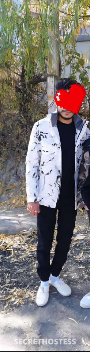 26 year old Indian Escort in Kolkata companion only for real meet, Male companion