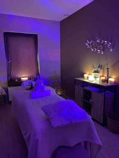 24Yrs Old Escort Size 10 80KG 55CM Tall Cape Cod MA Image - 1