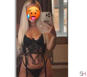 28 year old Escort in Blackburn with Darwen Medeea new in town . ONLY OUTCALL‼️, Independent
