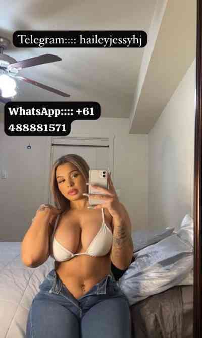 25 year old Canadian Escort in Ottawa Am available now in Ottawa Text me on WhatsApp xxxx-xxx-xxx