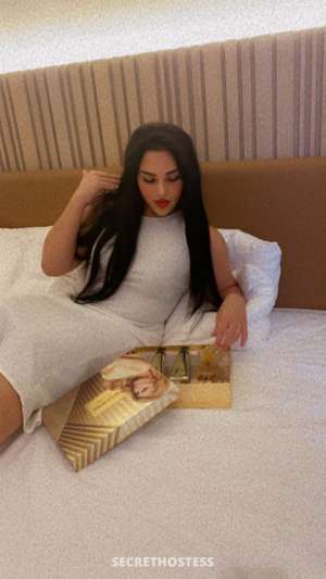 22Yrs Old Escort 170CM Tall Dubai Image - 9