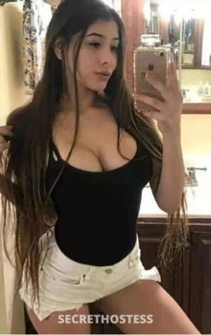 25 year old Escort in Gold Coast curvy, bouncy, young and fun. Come have fun with me, Palm 