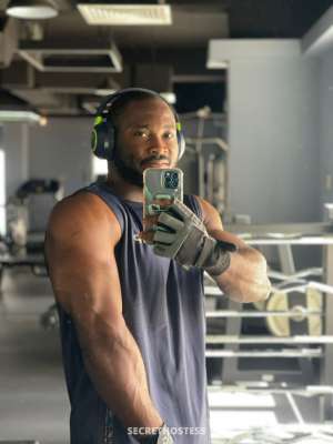 28 year old Escort in Doha Soft 9, Male escort