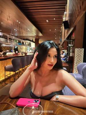 26 year old Asian Escort in Barcelona Georgina, escort