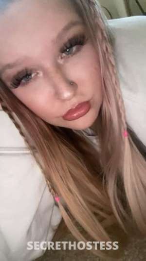 23 year old Escort in Dayton OH Want me 👉 Sub on FANSLY and DM on X or FANSLY ONLY