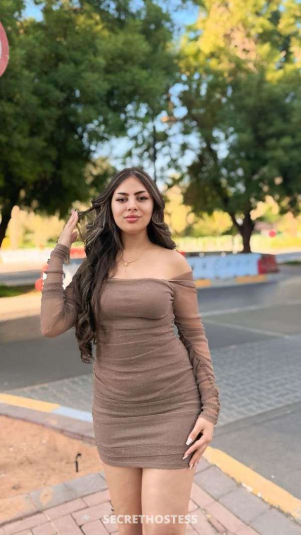 19Yrs Old Escort 160CM Tall Dubai Image - 0