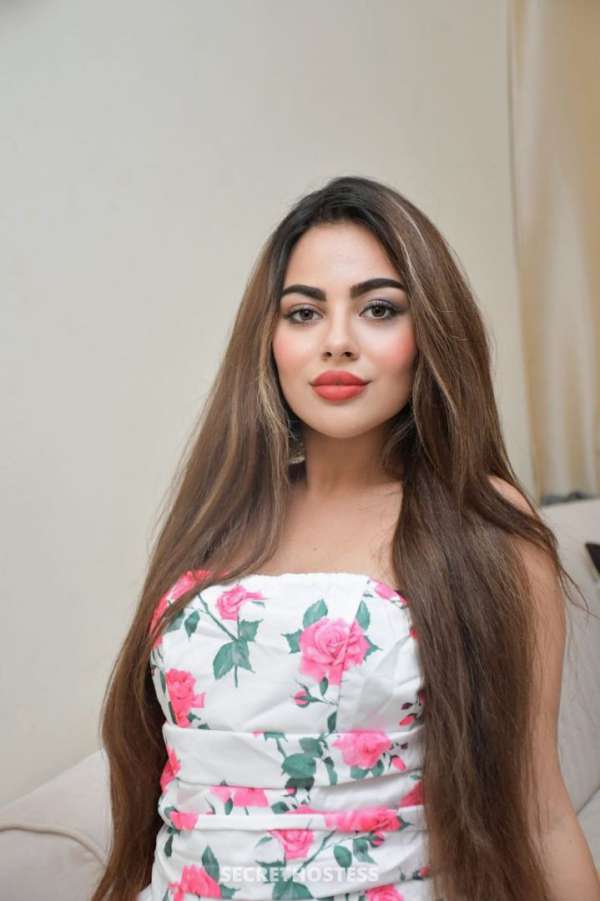 19Yrs Old Escort 160CM Tall Dubai Image - 1