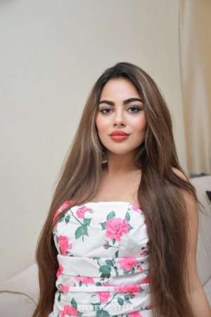 19Yrs Old Escort 160CM Tall Dubai Image - 1