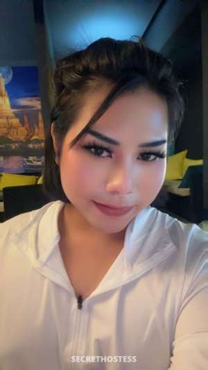 Nadia Escort 170CM Tall Muscat Image - 2