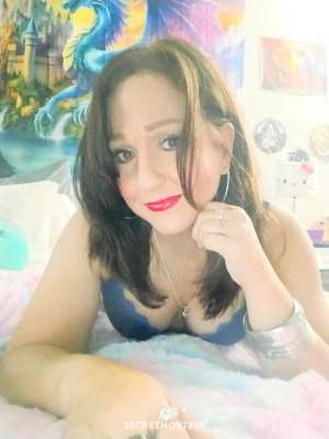 46 year old Escort in Toledo OH hi Im Trina call or tx for adult fun