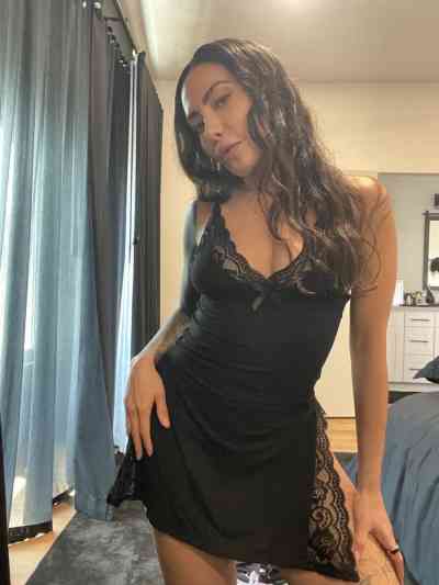 24 year old Escort in Orebro Hmu on snap: taiwoolamil2975 iMessage: timothygbenga673@