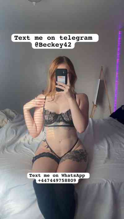 25Yrs Old Escort Size 14 120KG 5CM Tall Preston Image - 3
