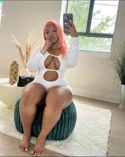 25Yrs Old Escort Size 6 60KG 189CM Tall Manchester Image - 0