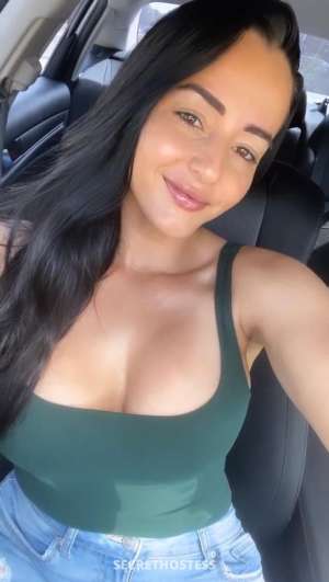 30 year old Escort in Miami FL I’m separated with two and I’m looking for friends with