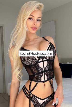 22 year old Caucasian Escort in Moscow Malika, Agency