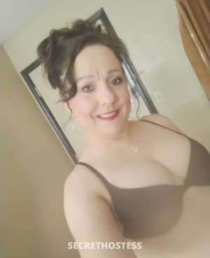 46 year old Escort in Toledo OH hi Im Trina call or tx for adult fun