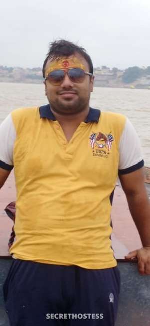 30 year old Indian Escort in Kolkata Rocky Gigollo Kolkata, Male escort