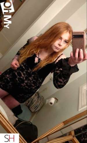 26 year old Caucasian Escort in Kelowna Any1 looking for tight little angel