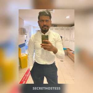 30Yrs Old Escort 180CM Tall Dubai Image - 1