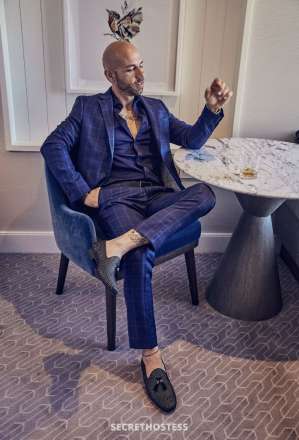 42 year old Italian Escort in Dubai Santo Dragone, Male escort