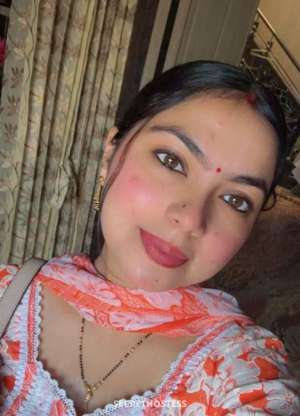 28 year old Asian Escort in Belleville Hot indian punjabi girl available