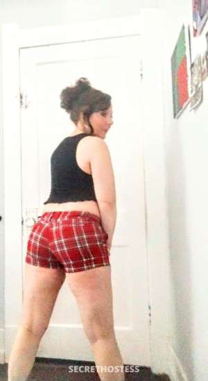 46 year old Escort in Toledo OH hi Im Trina call or tx for adult fun