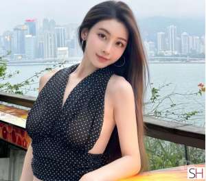 22 year old Escort in Cambridgeshire Soft Comfort,Careing Touch, Independent