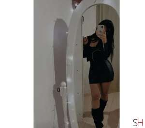 22 year old Latino Escort in Oxfordshire Hi Guys now im Town !!.., Independent