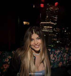 20 year old Hispanic Escort in Richmond Hill Bianca latina high class blonde! no rush