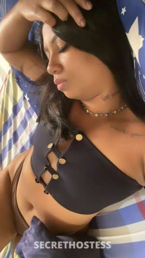 23 year old Escort in Bakersfield CA Hot sexy Latina, very freaky naughty girl. Papi call me