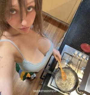 23 year old Caucasian Escort in Yellowknife i love squirting wanna fulfill your wildest sexual fantasies