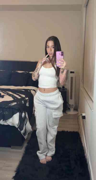 25 year old Escort in Casper WY Available for outcall FaceTime session, cam sex and hookup