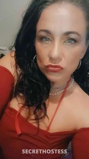 42 year old Escort in Mackay SCARLETTE ROSE – YOUR CURVY MACKAY COMPANION TONIGHT 