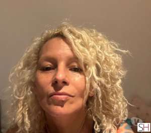 51 year old Escort in Cork Dublin Anna 51Yrs Old Escort Dublin