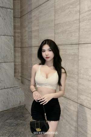 21 year old Escort in Subang Jaya Leslie