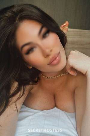 25 year old Escort in Munich Viola