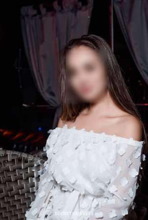 28 year old Escort in Hamburg Emilia