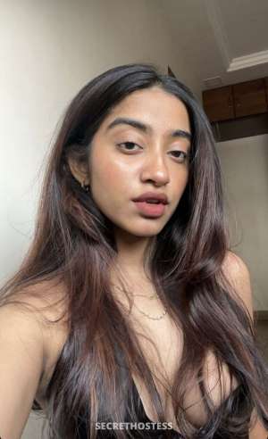 22 year old Indian Escort in Jeddah Navya Mumbai..full Service, escort