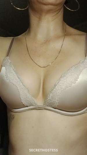 36 year old Mexican Escort in Columbia SC Becky is ready to blow more than your mind xoxo