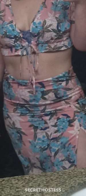 29 year old Escort in Athens GA thick white fantasy with curves in all the right places, a 