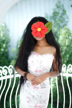 23 year old Indian Escort in Hyderabad Apoorva Stylish with etiquette, escort