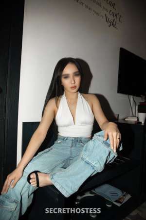 25 year old Romanian Escort in Berlin Beatrice