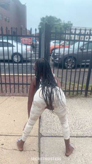 28 year old Escort in Central Jersey NJ choh-koh-lah-teh