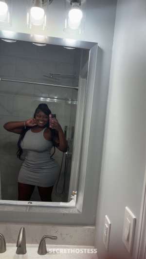 28 year old Haitian Escort in West Palm Beach FL Come make magic with a Haitian Girl