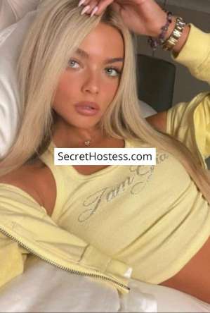 21 year old Caucasian Escort in Paris Posie, Agency