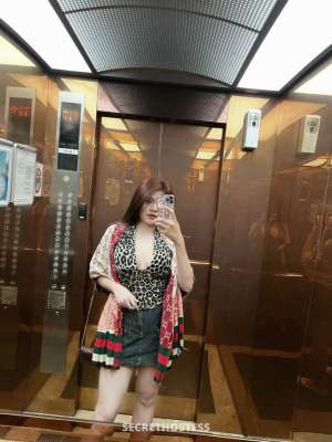 20 year old Asian Escort in Jazan Mina in and Outcall ⚜️⚜️, escort